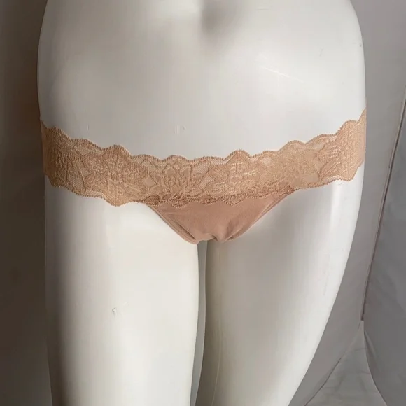 Victoria’s Secret PINK nude thong panty M - Picture 1 of 9